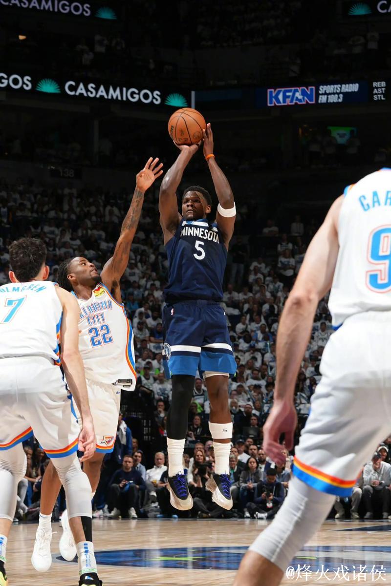 小托马斯复出30分爱德华兹28+7 篮网客场大胜森林狼